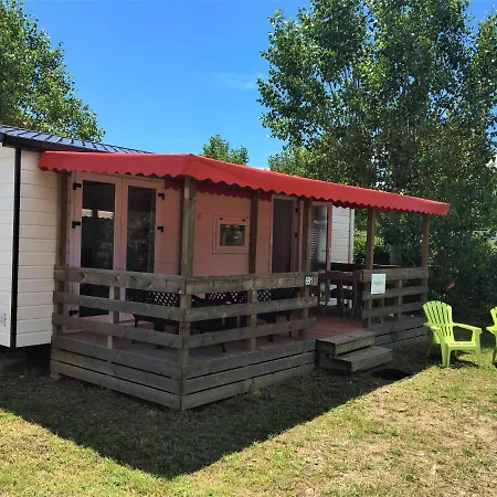 Greenchalets Saint Aygulf Фрежюс